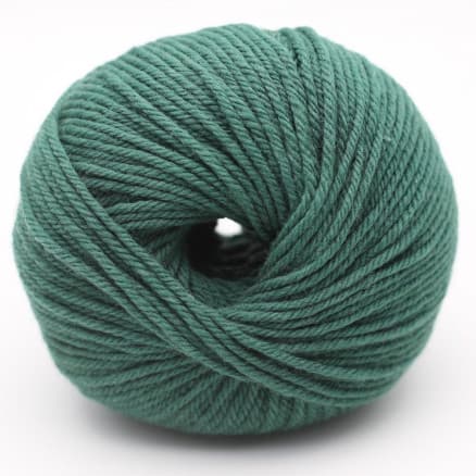 Kremke Soul Wool The Merry Merino 140 GOTS Garn 17 Gran Grön