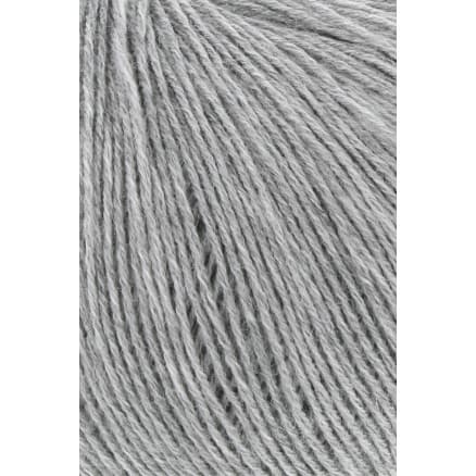 Lang Yarns Merino 400 Lace Garn 03 Ljus Grå Melange
