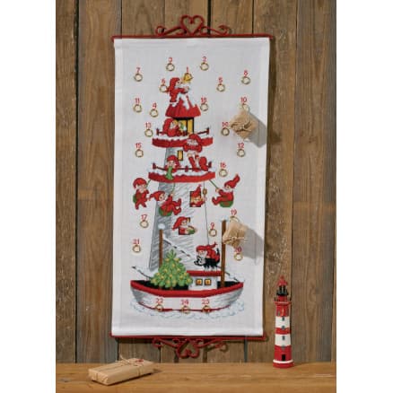 Permin Broderikit Aida Julkalender Nisse Fyr 35x68cm