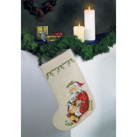 Permin Broderikit Aida Julstrumpa Tomte med Leksaker 29x44cm