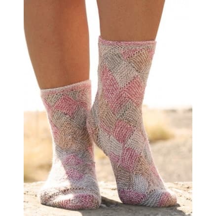 Fair and Square by DROPS Design - Sockor Stick-mönster str. 35/37 - 41/43