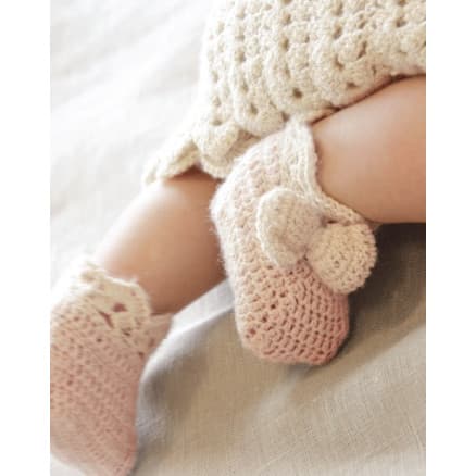 Taking Flight by DROPS Design - Baby Tofflor med Rosett Virk-mönster strl. 0/1 mdr - 3/4 år