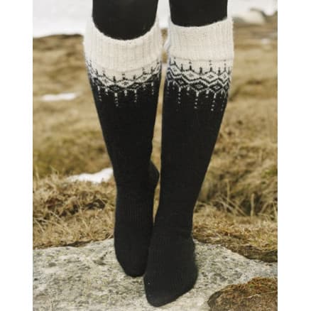 Winter Fantasy Strumpor by DROPS Design - Strumpor Stick-mönster str. 35/37 - 41/43