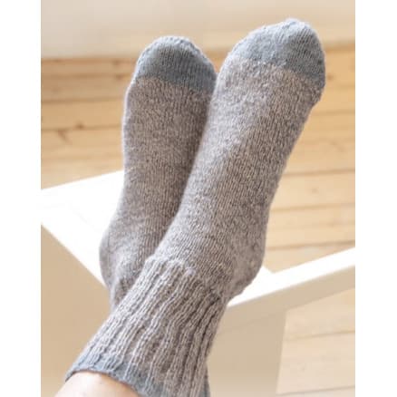 Take A Break by DROPS Design - Sockor Stick-mönster str. 15/17 - 44/46