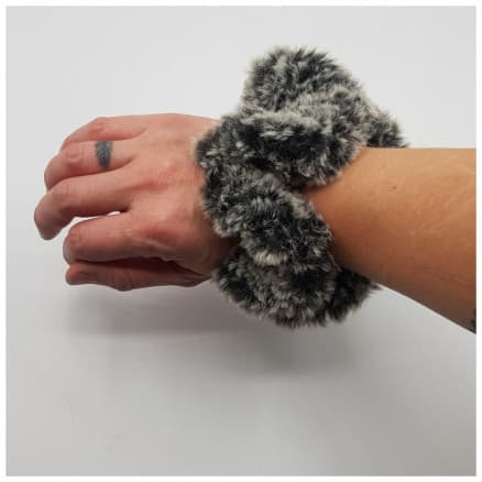 Idas Scrunchie Crocus av Rito Krea - Scrunchie Virkmönster