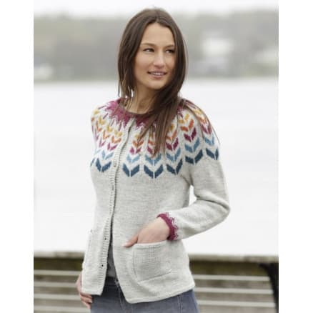 Joyride Cardigan by DROPS Design - Jacka med nordiskt mönster Stick-opskrift strl. S - XXXL