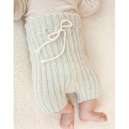 First Impression Shorts by DROPS Design - Baby shorts Stick-mönster strl. Prematur - 3/4 år