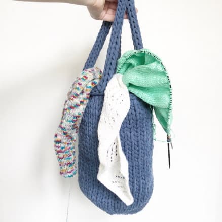 Fyll-upp-mig-väska av Rito Krea - Väska Stickmönster 30x28 cm