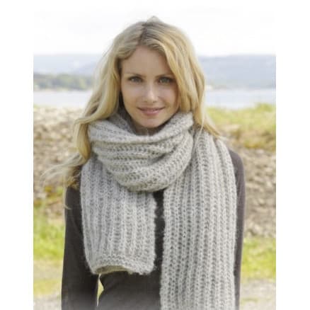 Grey Mist by DROPS Design - Halsduk Stickmönster 175x35 cm