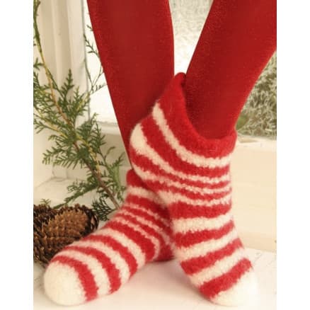Christmas Slippers by DROPS Design - Filtade Tofflor Stick-mönster strl. 35/37 - 42/44