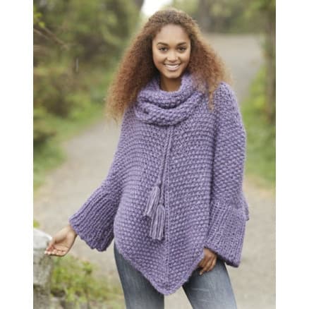 Â Lavender Grove by DROPS Design - Poncho stickmönster str S/M - XXXL
