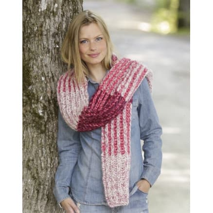 Raspberry Hug by DROPS Design - Halsduk stickmönster 173x32 cm