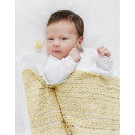 Blooming LilyÂ by DROPS Design - Baby Filt Virkmönster 65x86 cm
