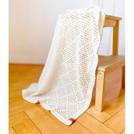 Baby Summer Blanket by Milla Billa - Garnnystan till Baby Summer Blanket Storlek 70x100-110x110 cm