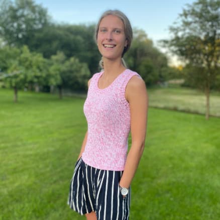 Leas Sommertop by Knit by Nees - Garnpaket till Leas Sommertop storlek. S-L