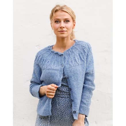 Blue Peacock Cardigan by DROPS Design - Cardigan Stickmönster str. S - XXXL