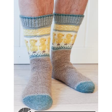 Dancing Chicken Socks by DROPS Design - Sockar Stickmönster str. 35/37 - 44/46