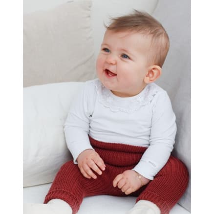 Cutipie Pants by DROPS Design - Baby Byxor Stickmönster str. 0/1 mån - 3/4 år
