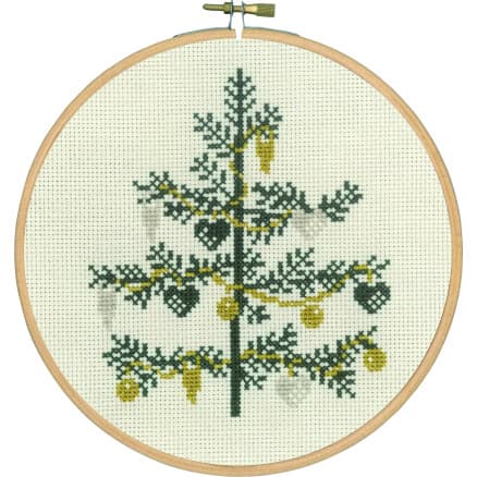 Permin Broderikit Dekorerad gran Ø18cm