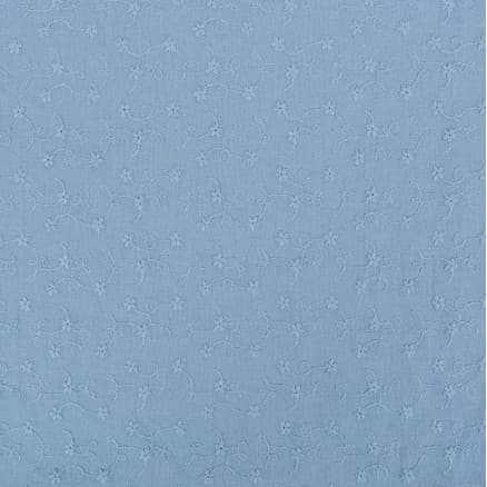 Bomullstyg med broderi 135cm 401 Blå - 50cm