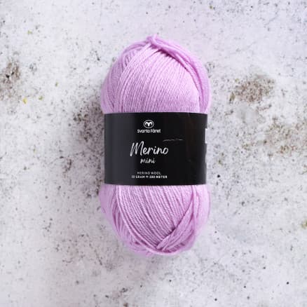 Svarta Fåret Merino Mini Garn 118 Överdådig Lila
