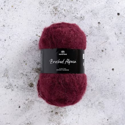 Svarta Fåret Brushed Alpaca Garn 20 Vinröd