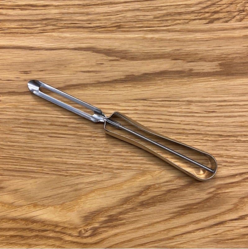 Skrællekniv i Rustfrit Stål med Vippebare Blade fra by Brorson