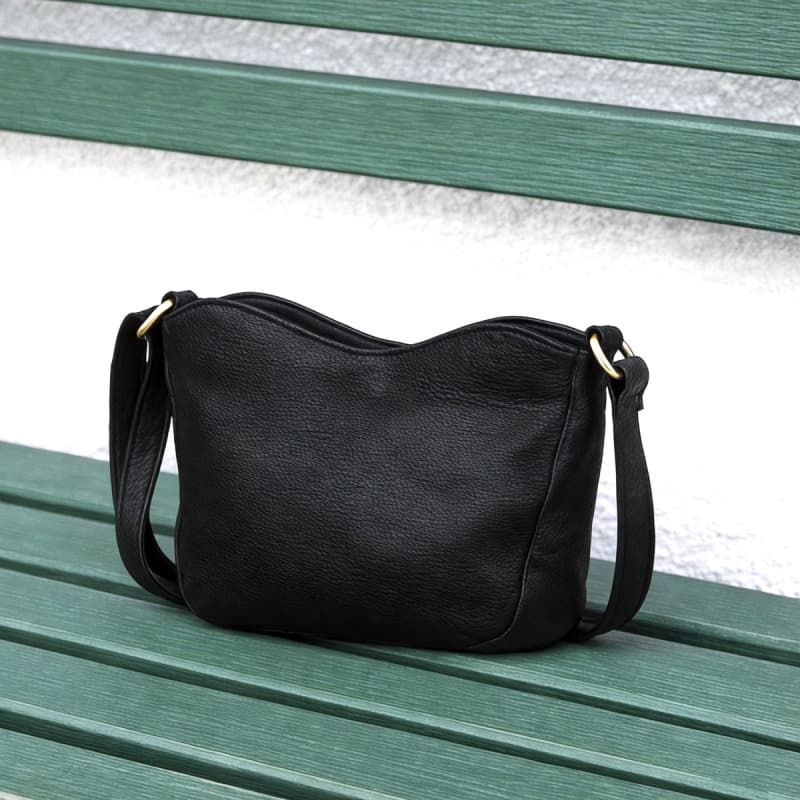 Lida crossbody taske i sort kalveskind - Treats