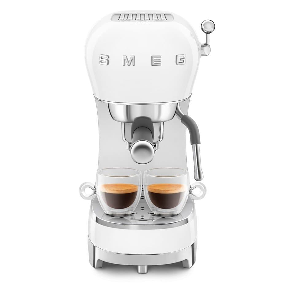 Smeg ECF02WHEU Espressomaskin Vit