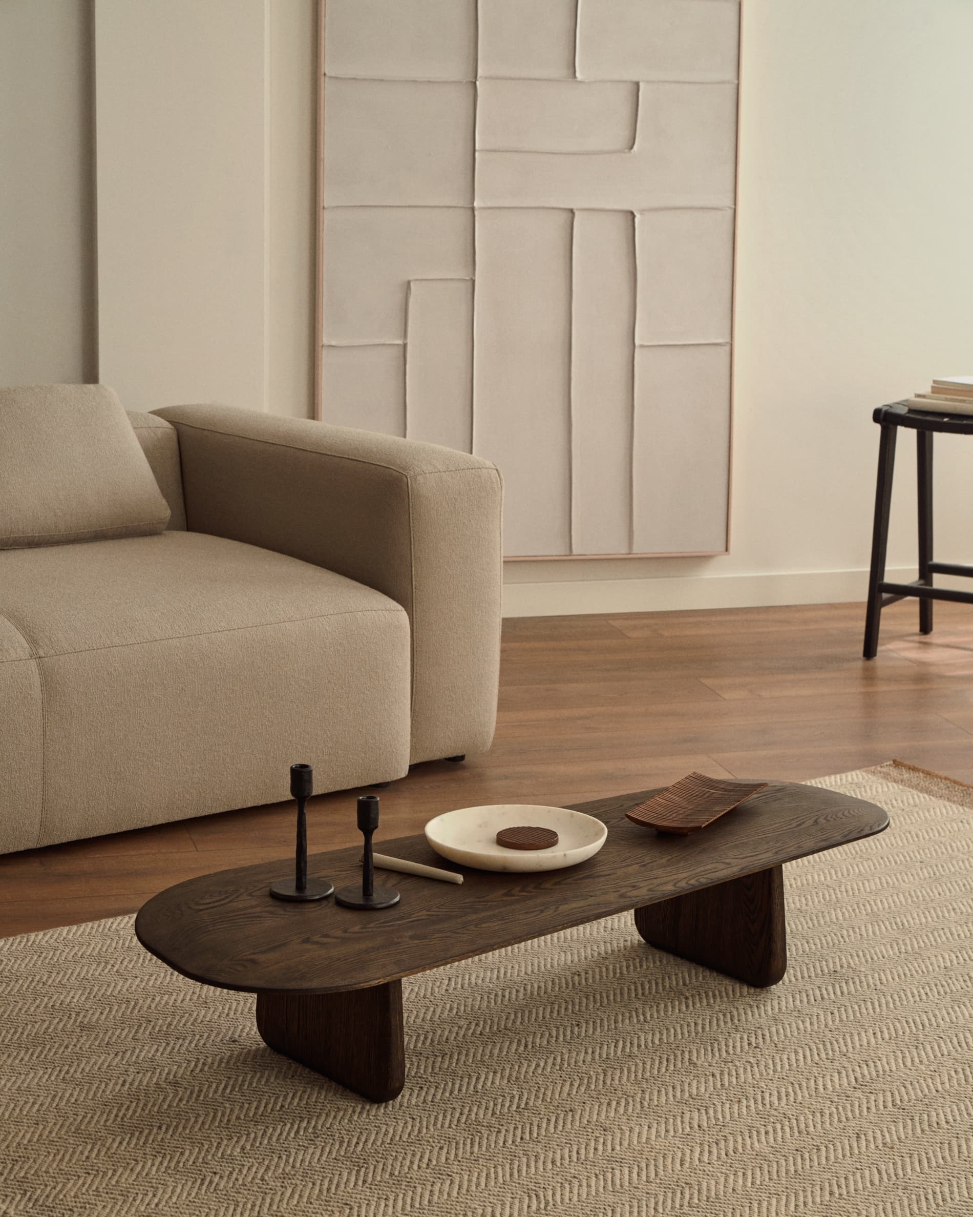 KAVE HOME Pirita soffbord - brun ek (146x64)