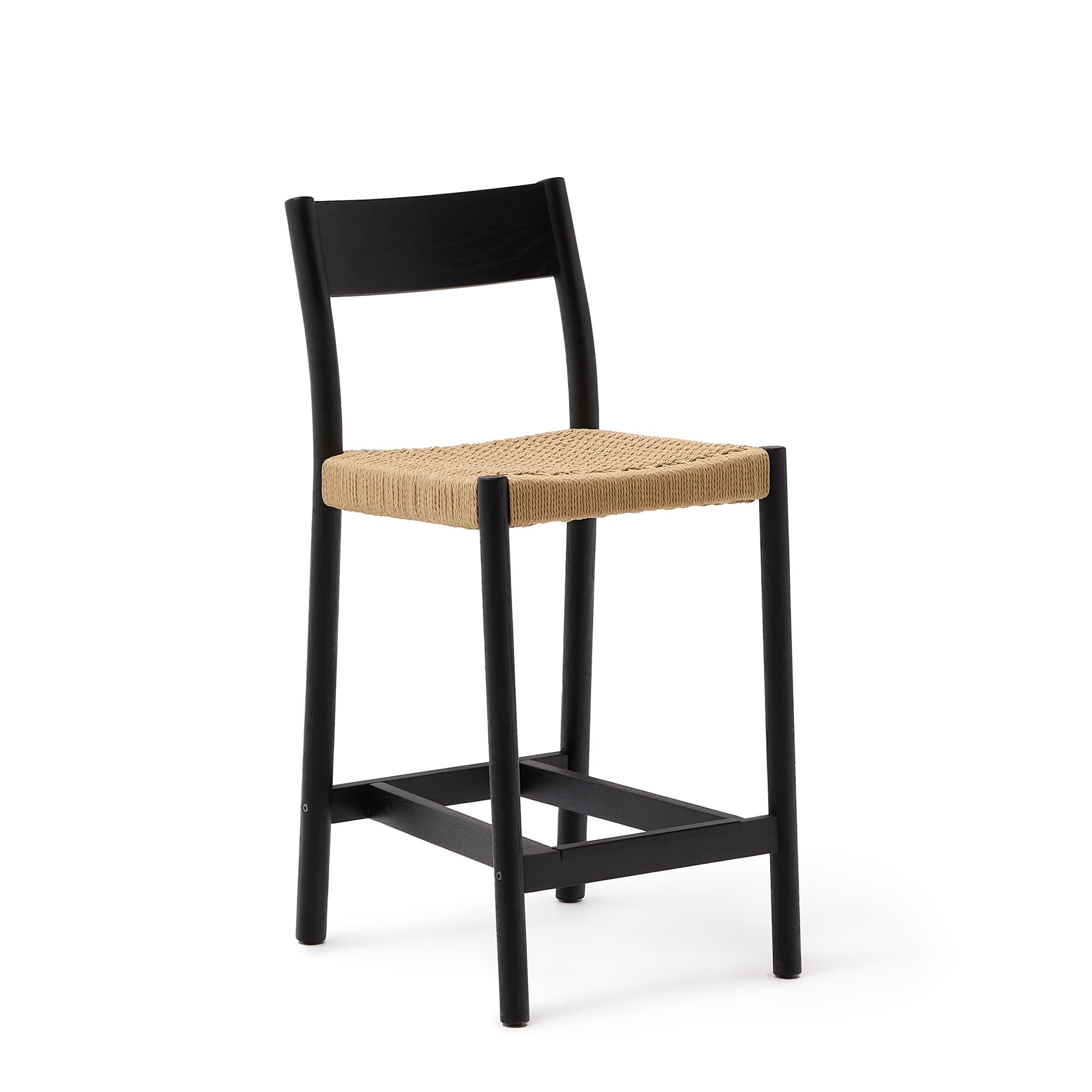 KAVE HOME Yalia pall med ryggstöd i massiv ek i svart finish och sits i rep, 65 cm