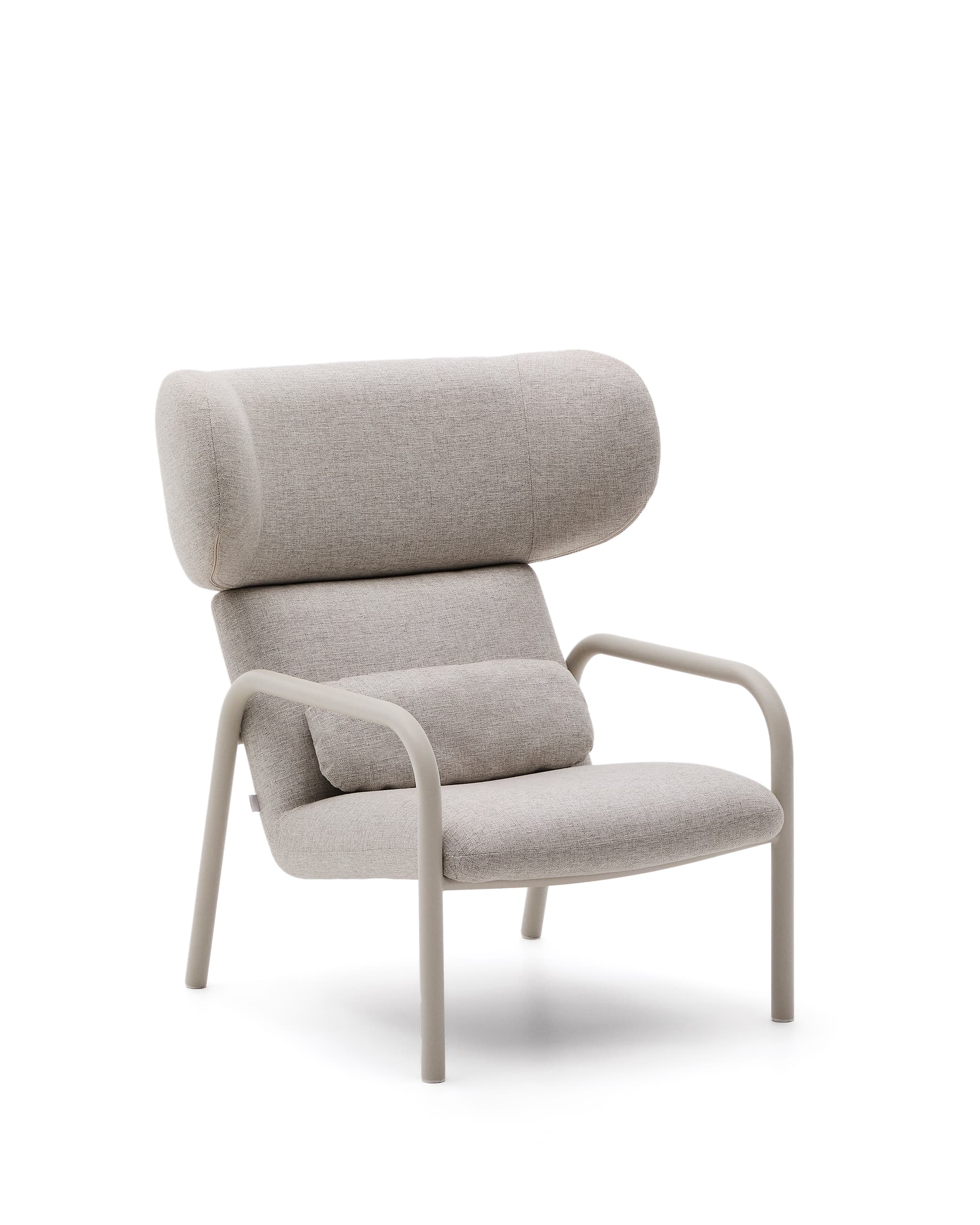 KAVE HOME Inari fåtölj i beige och stål med beige målad finish FSC Mix Credit