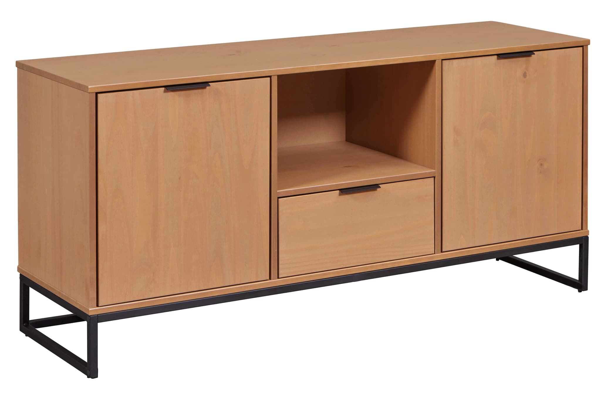 NORDIC LIVING COLLECTION Modern byrå tillverkad av massiv furu, lackerad i ek. Stabil bas tack vare svart metallstomme, högkvalitativa svarta metallhandtag, gott om förvaringsutrymme med en låda. Två hyllplan bakom två dörrar.