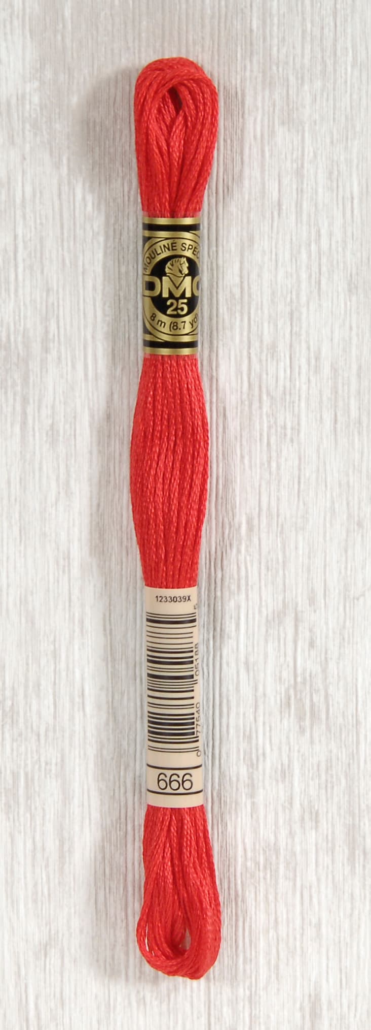 DMC Mouliné Spécial 25 Broderigarn - Färg 666