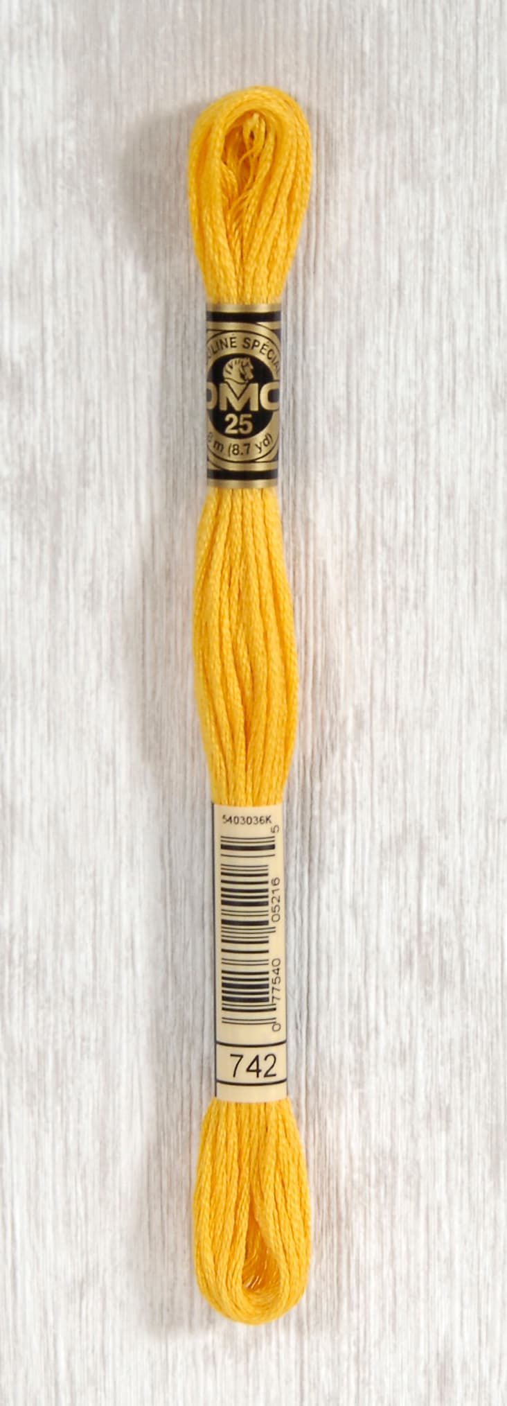 DMC Mouliné Spécial 25 Broderigarn - Färg 742