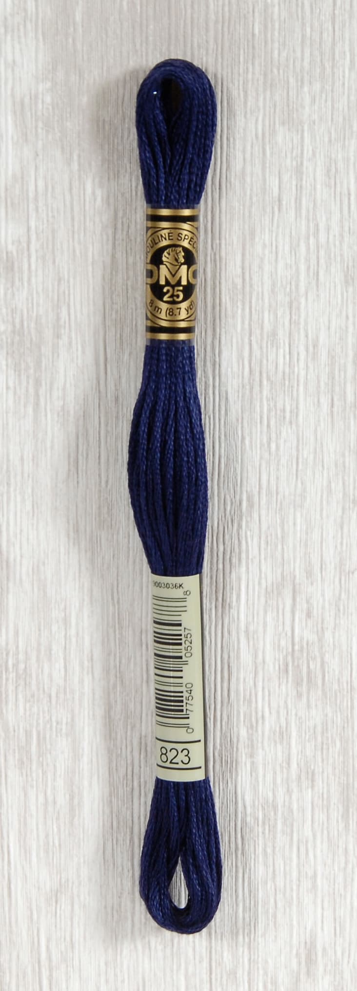 DMC Mouliné Spécial 25 Broderigarn - Färg 823