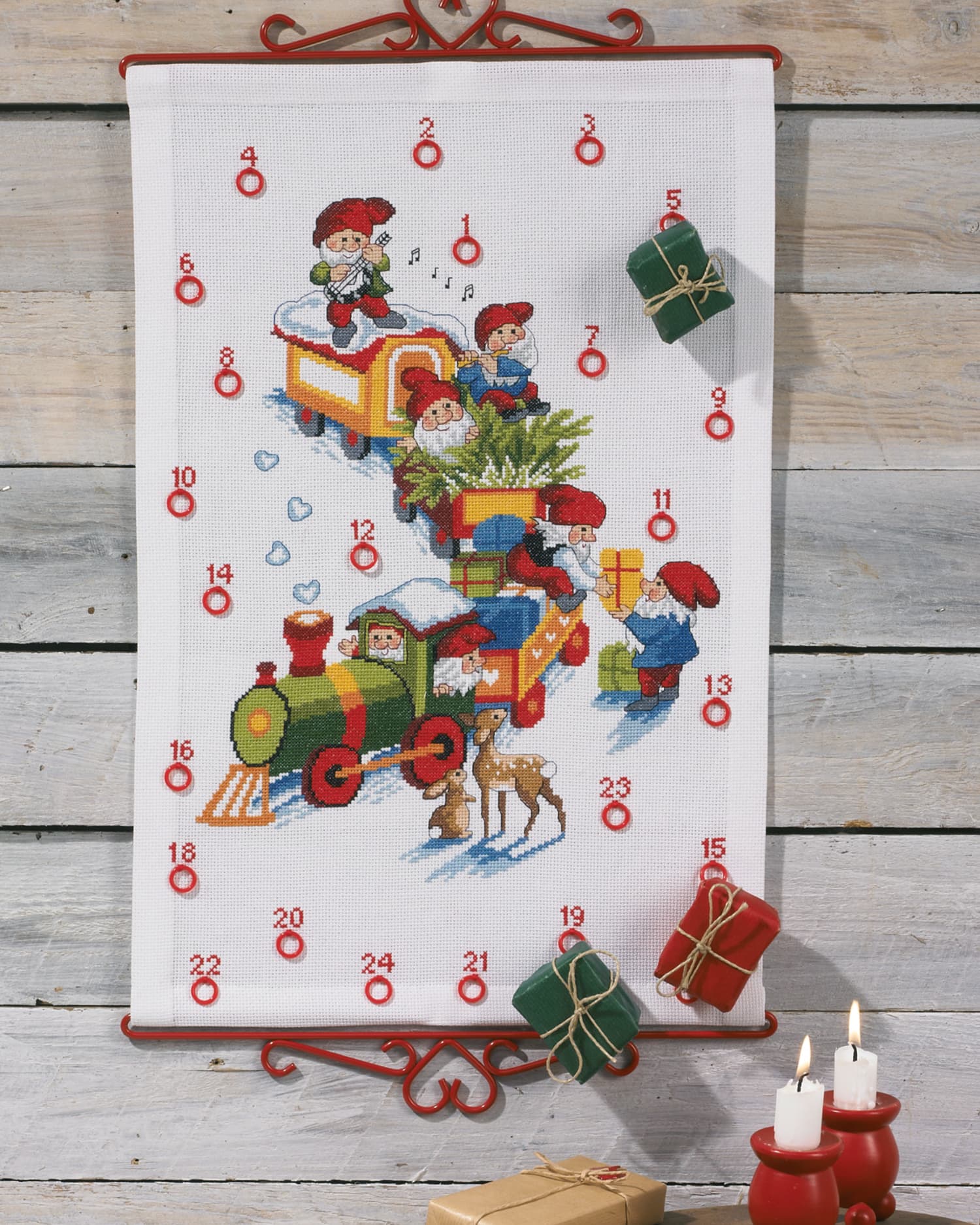 Paketkalender Broderisats Tåg/tomtar 34-2262
