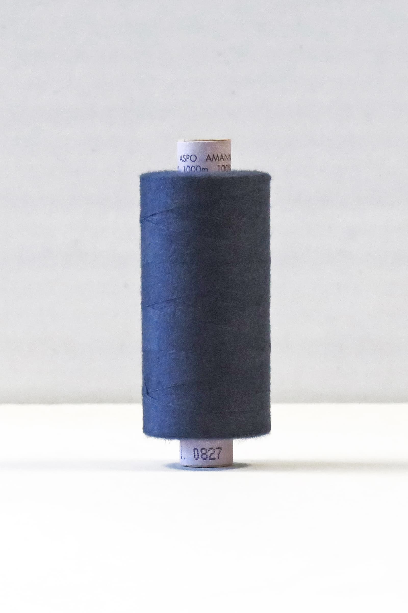 Amann Aspo Sytråd Polyester 1000 m - Färg 827