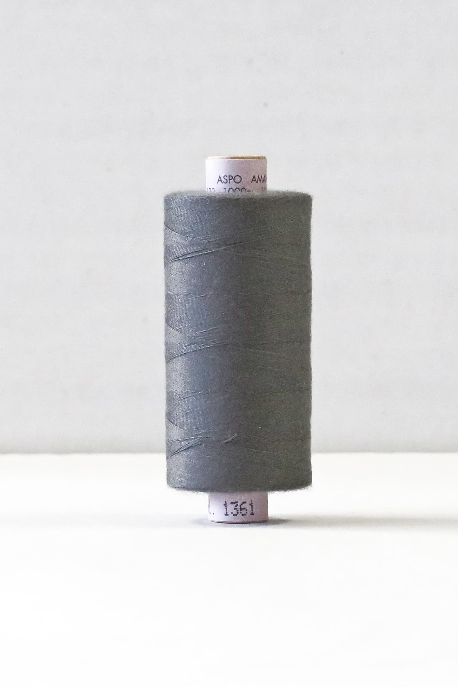 Amann Aspo Sytråd Polyester 1000 m - Färg 1361