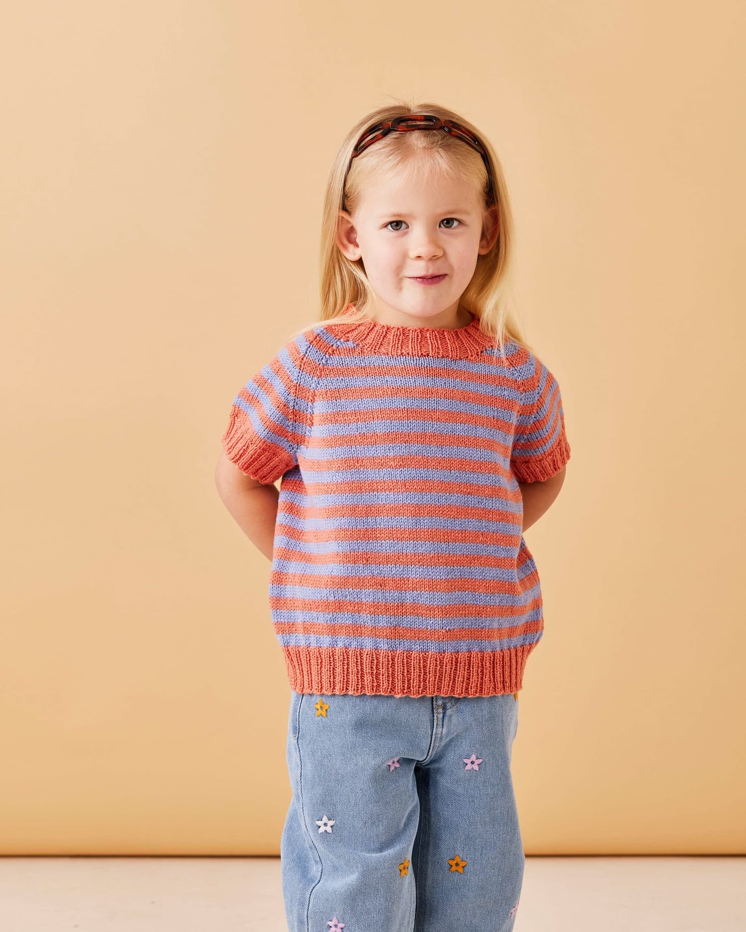 Stickmönster/stickkit med Lillemor - Randig t-shirt i storlek 1-4 år 892814