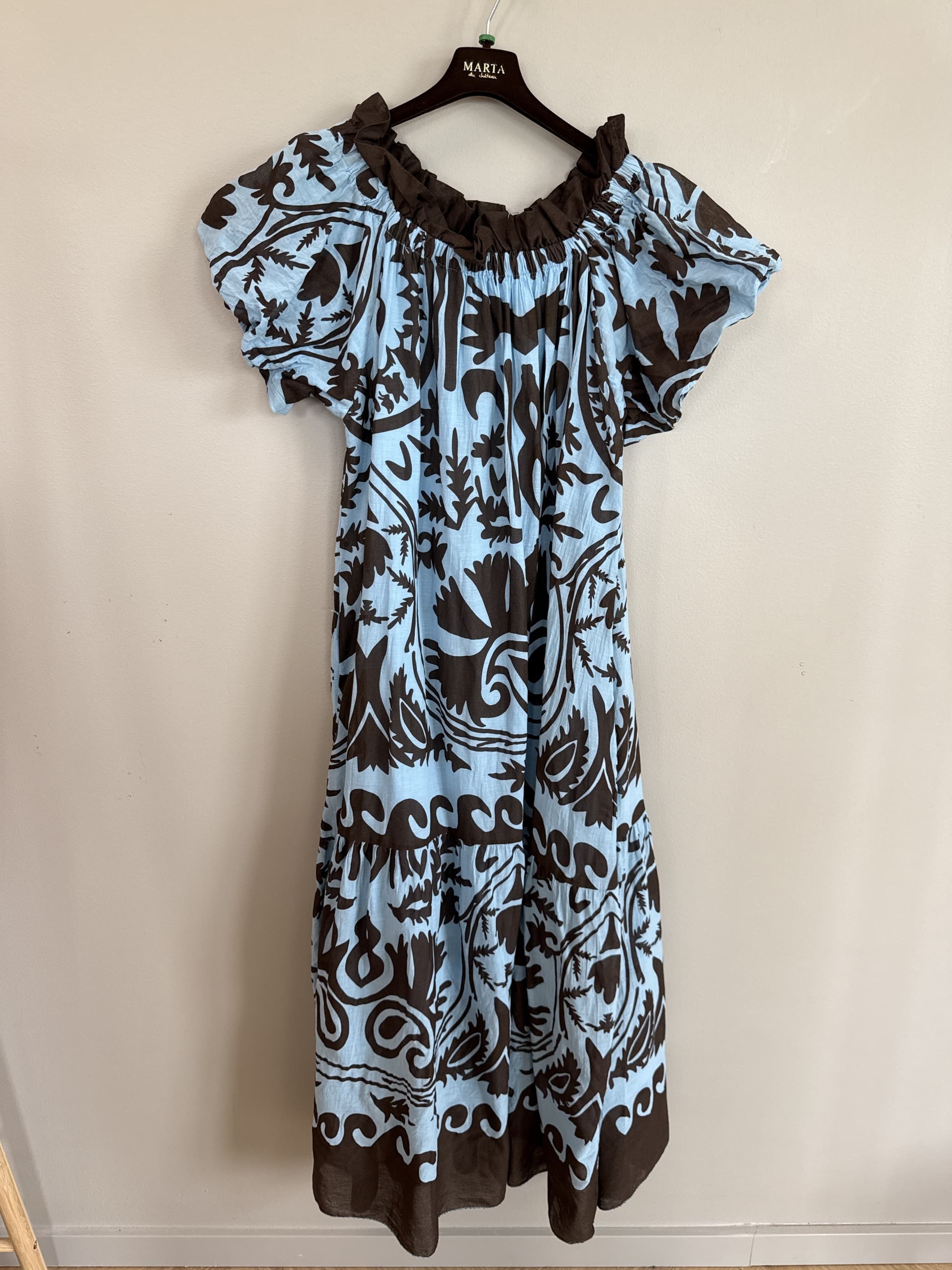 Marta MdcMuse Dress - Brun/lyseblå mønstret kjole 8405 Blue/Marrone