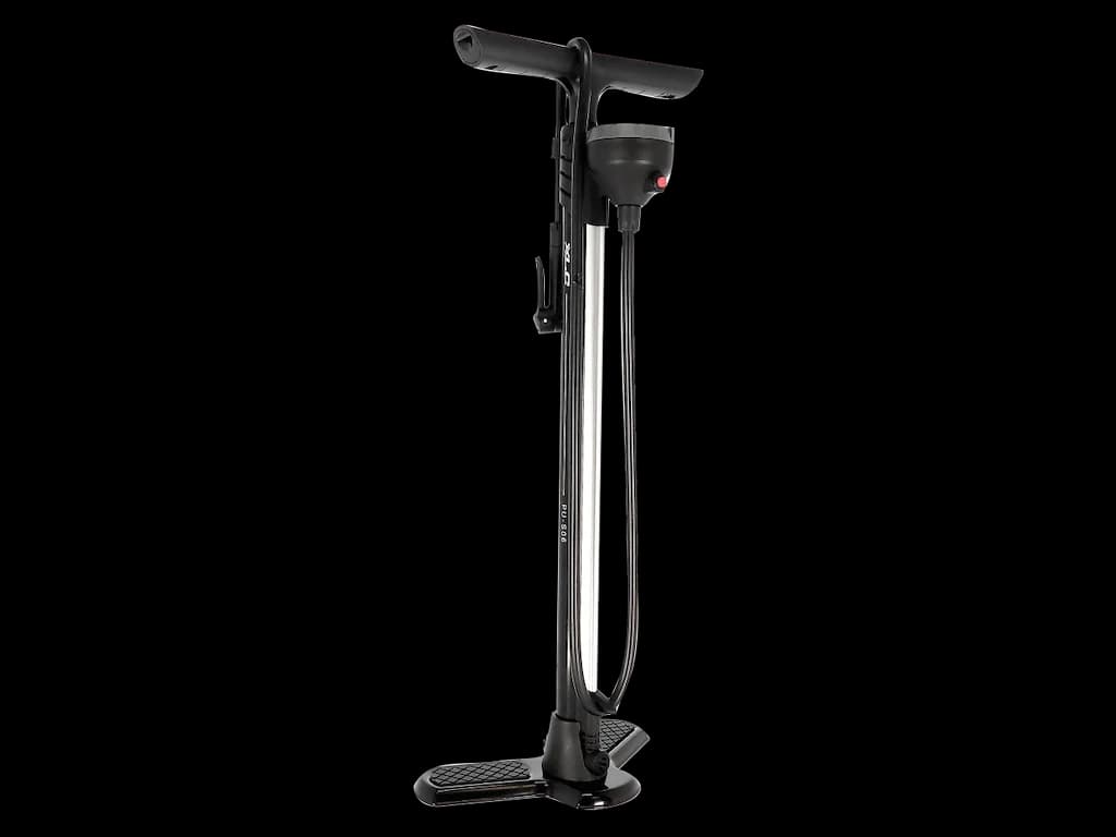 XLC Fodpumpe 11 bar/160 psi