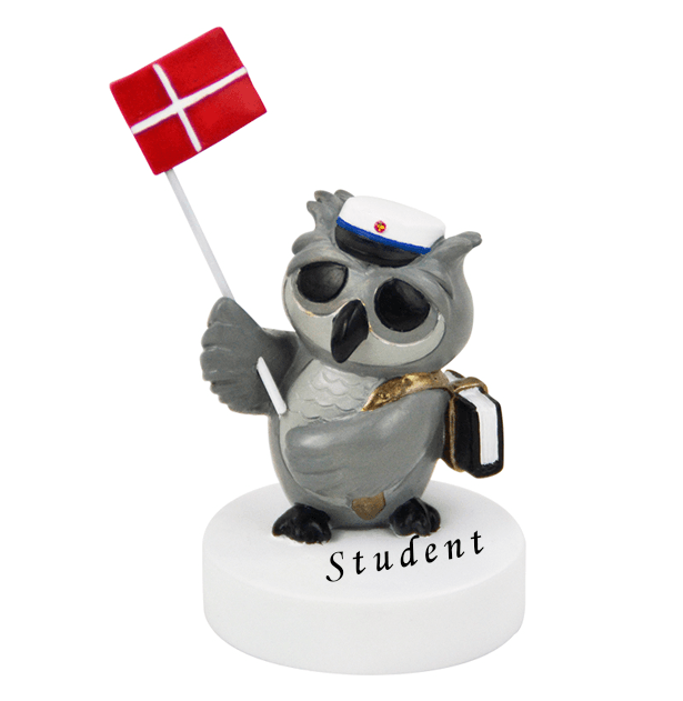 Kids by Friis Ugle med taske og blå studenterhue - Studentergaver med gravering