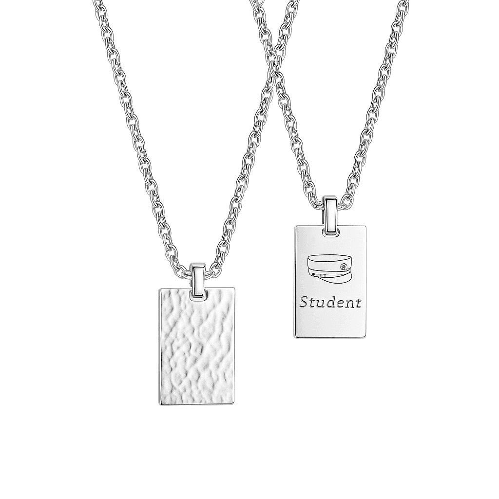 Student Dogtags med hamret overflade stål inkl. kæde - Smykker til studenten med gravering