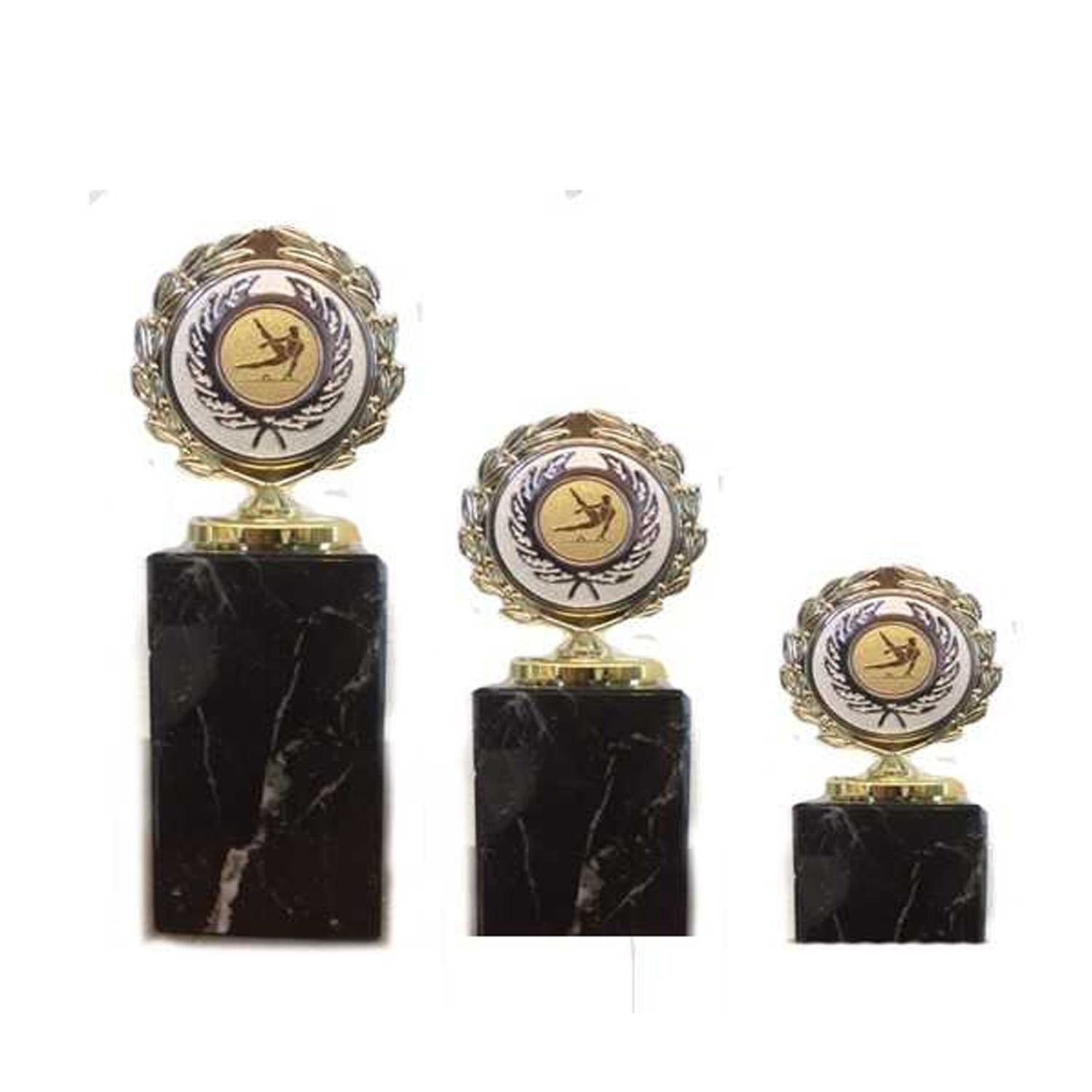 Statuette marmor fod med emblem - Statuetter med gravering