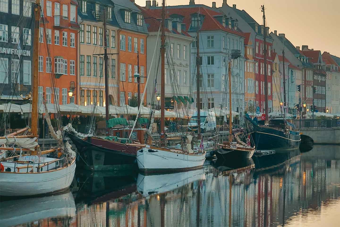Nyhavn Reflection av Helle Christensen