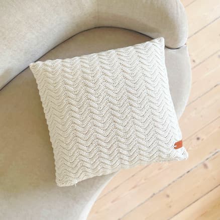 B�lgepuden by Milla Billa - Garnpaket till B�lgepuden storlek 50 x 50 cm