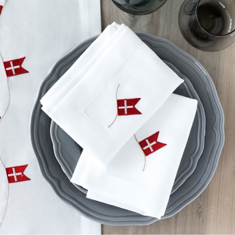 Stofservietter med Dannebrog Pakke med 6 stk. fra by Brorson