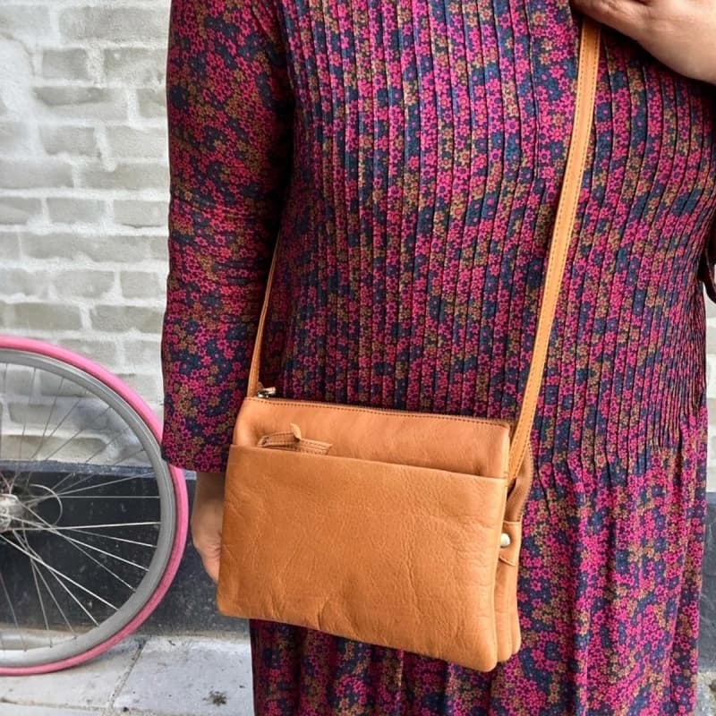 Ulla crossbody taske - Blød cognac kvalitets skind - Dame - Treats