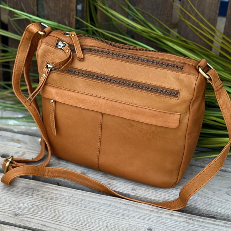 Misha crossbody taske i blød cognac kalveskind - Dame - Treats
